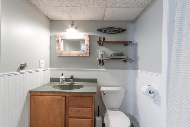 918 S MAIN STREET, Waupaca, WI 54981