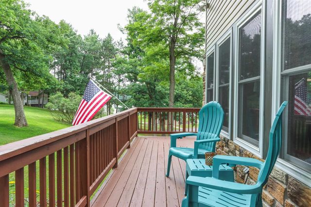 918 S MAIN STREET, Waupaca, WI 54981
