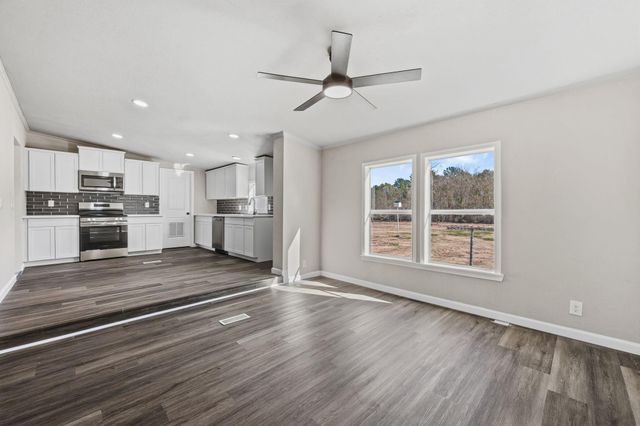 1193 County Road 3011, Dayton, TX 77535