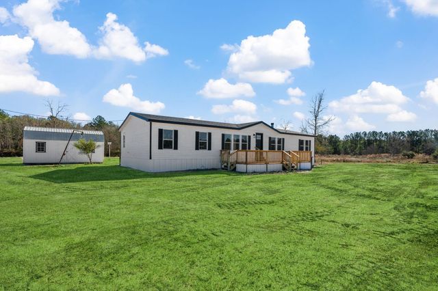 1193 County Road 3011, Dayton, TX 77535