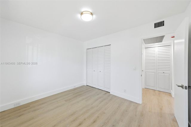 901 SW 128th Ter 204A, Pembroke Pines, FL 33027