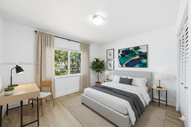 901 SW 128th Ter 204A, Pembroke Pines, FL 33027