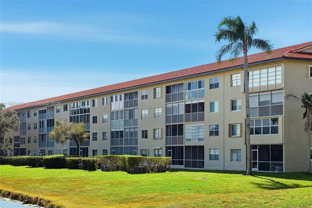 901 SW 128th Ter 204A, Pembroke Pines, FL 33027