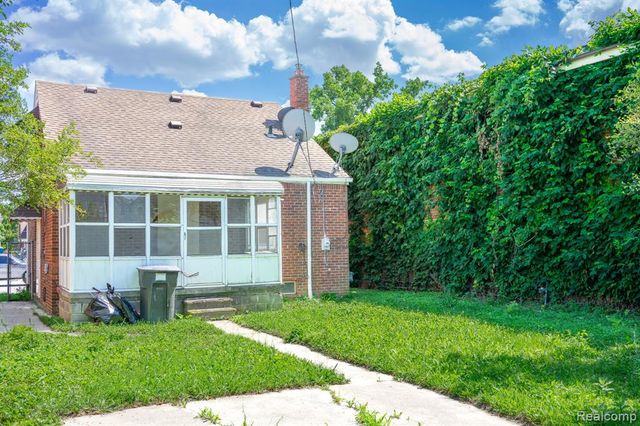 4224 W Davison, Detroit, MI 48238