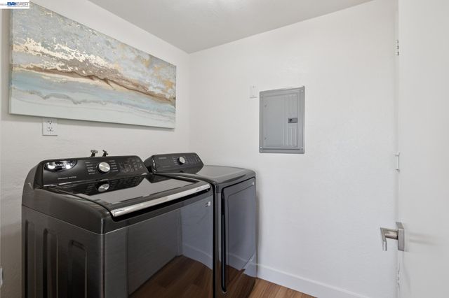 3406 Otter Ct, Hayward, CA 94542