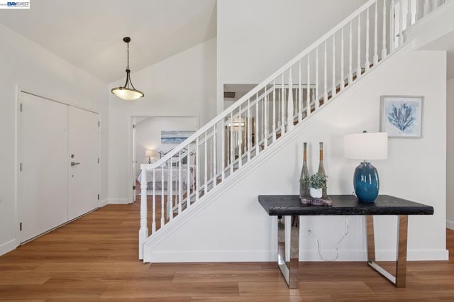 3406 Otter Ct, Hayward, CA 94542