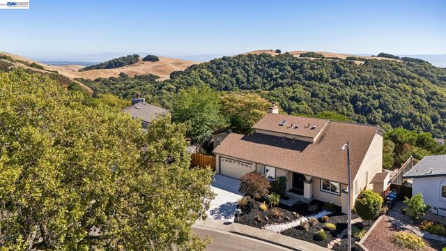 3406 Otter Ct, Hayward, CA 94542