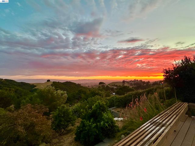 3406 Otter Ct, Hayward, CA 94542