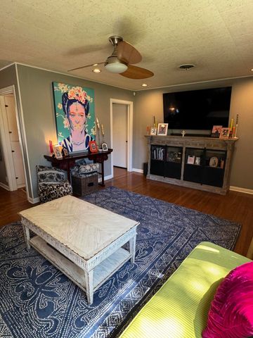 1402 S Park Street, San Angelo, TX 76901