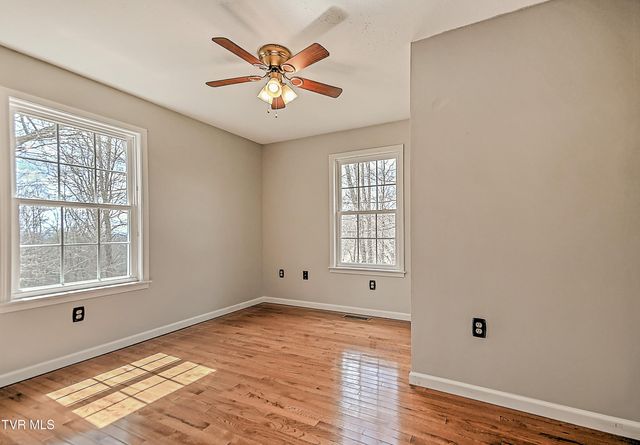 175 Amberwood Drive, Bristol, VA 24202