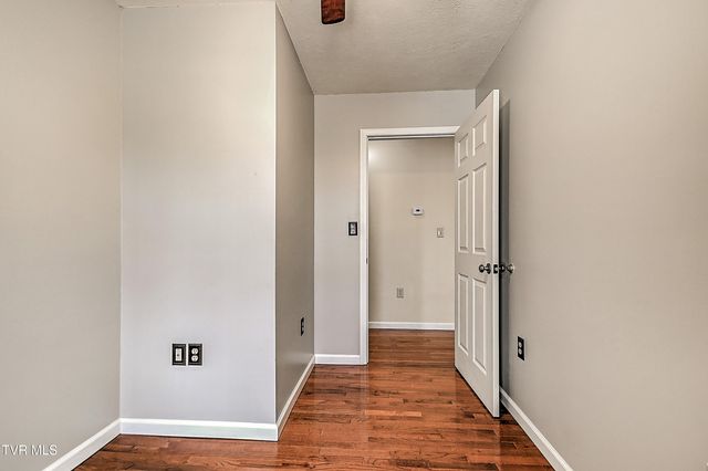 175 Amberwood Drive, Bristol, VA 24202