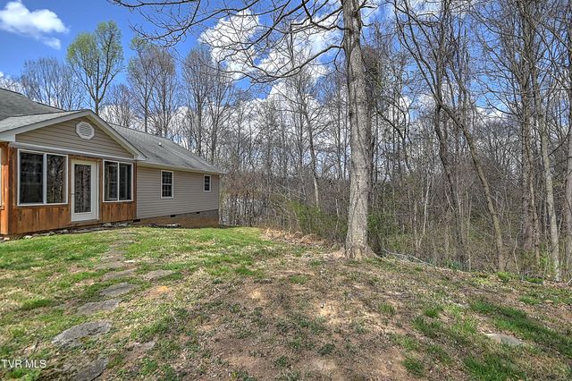 175 Amberwood Drive, Bristol, VA 24202