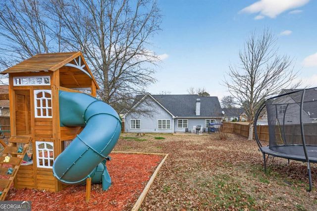 1111 Whispering Lakes Drive, Madison, GA 30650