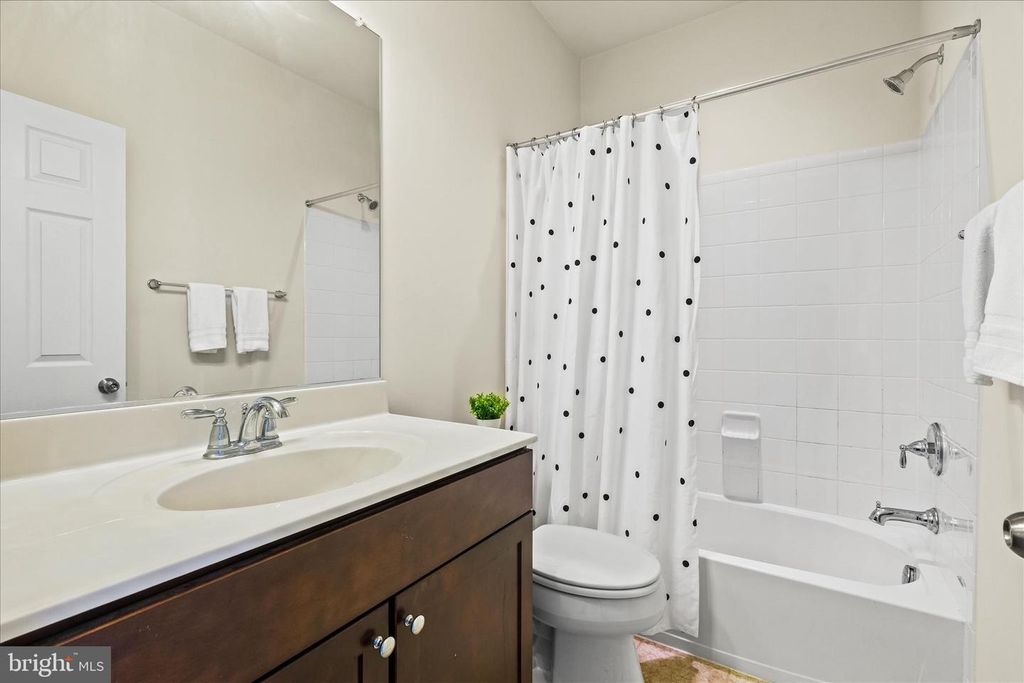 Image 23 of property listing at 6155 POSEY ST, Frederick, MD 21703