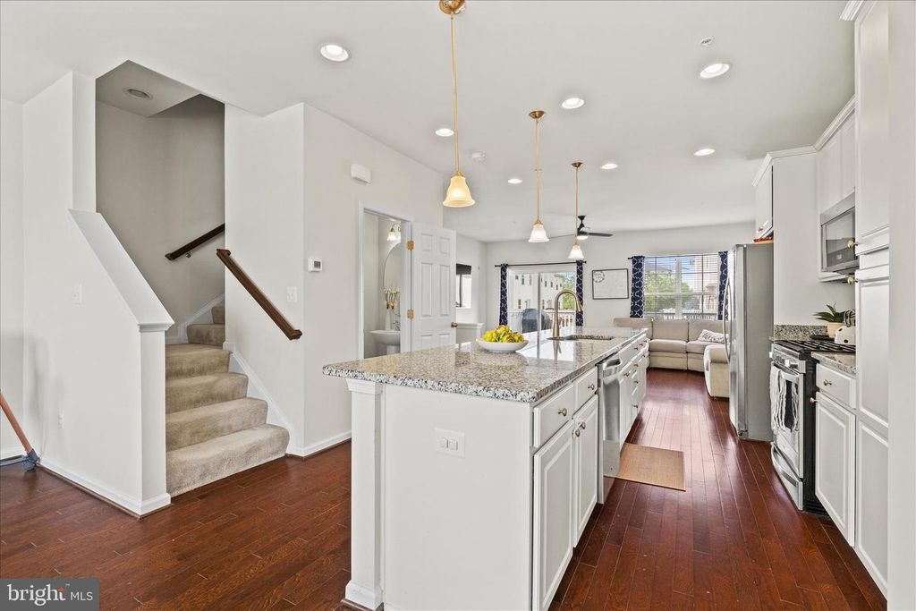 Image 3 of property listing at 6155 POSEY ST, Frederick, MD 21703