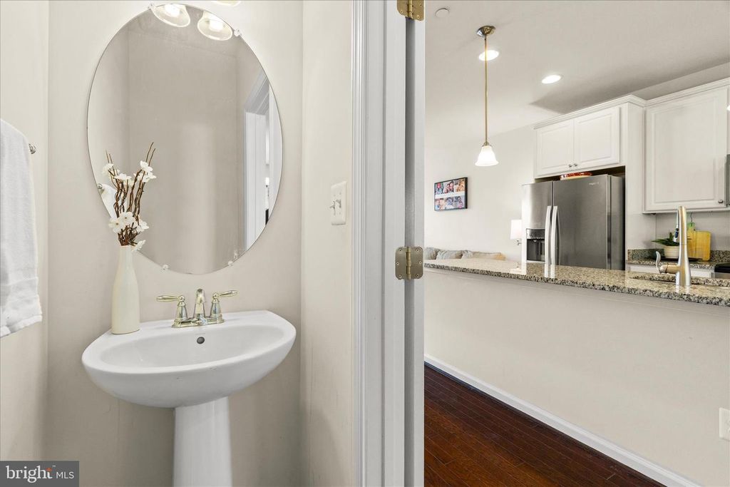 Image 9 of property listing at 6155 POSEY ST, Frederick, MD 21703