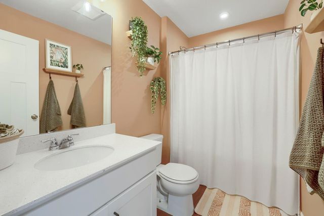 6653 Jody Avenue S, Cottage Grove, MN 55016