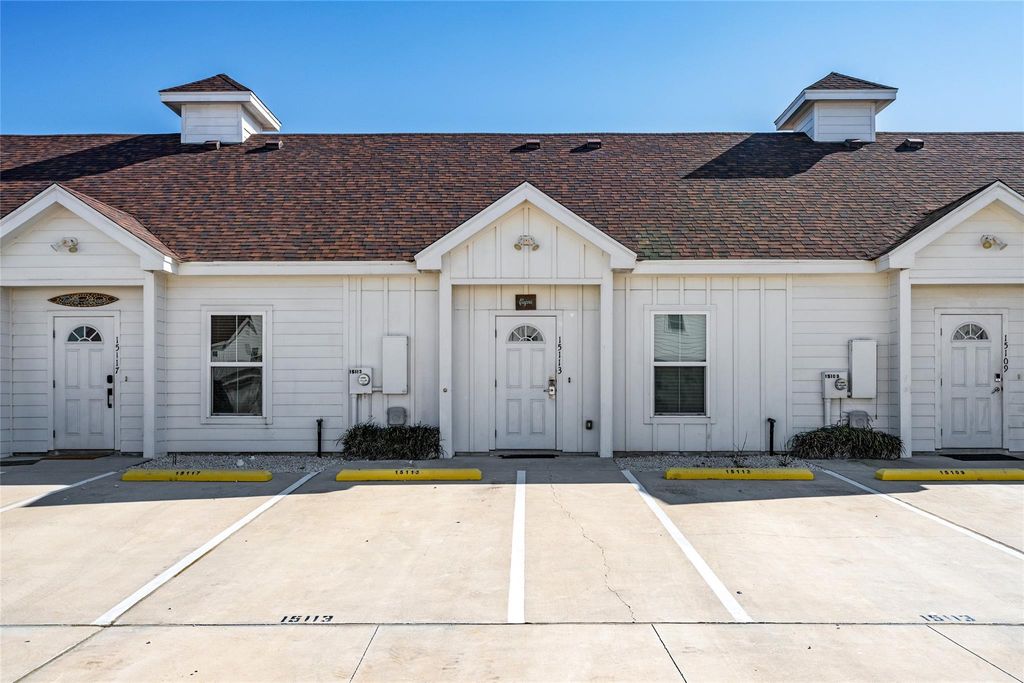 15113 Kokomo Drive, Corpus Christi, TX 78418