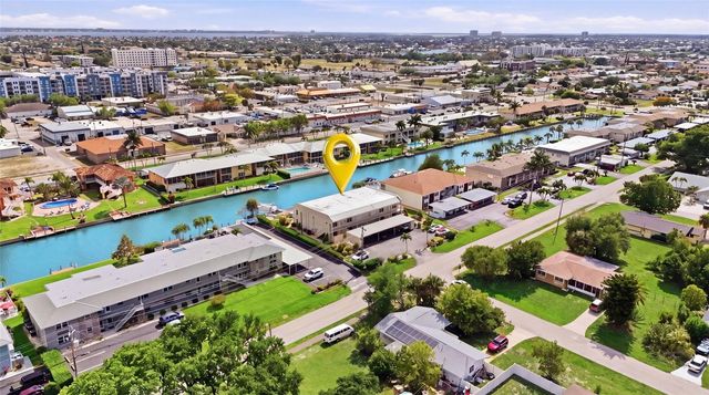 912 SE 46TH STREET 201, Cape Coral, FL 33904