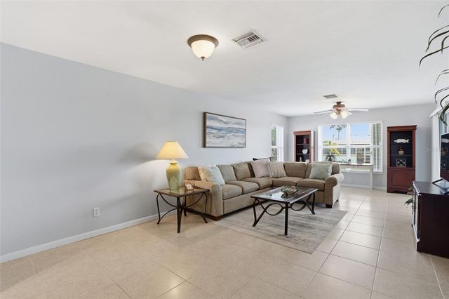 912 SE 46TH STREET 201, Cape Coral, FL 33904