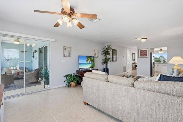 912 SE 46TH STREET 201, Cape Coral, FL 33904