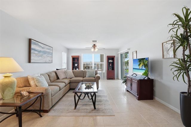 912 SE 46TH STREET 201, Cape Coral, FL 33904