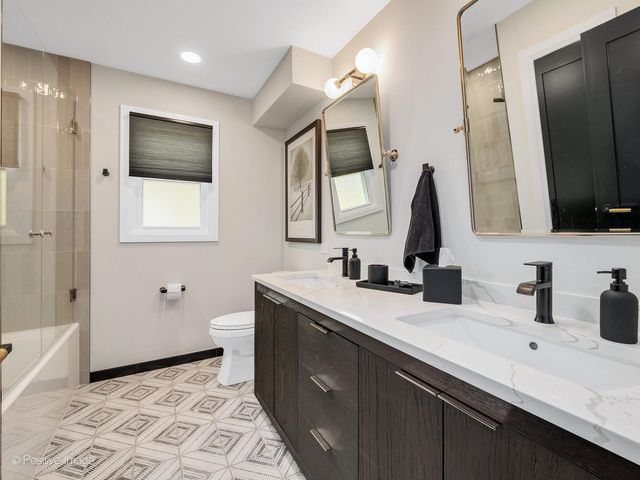 1460 Arrow Wood Lane, Downers Grove, IL 60515