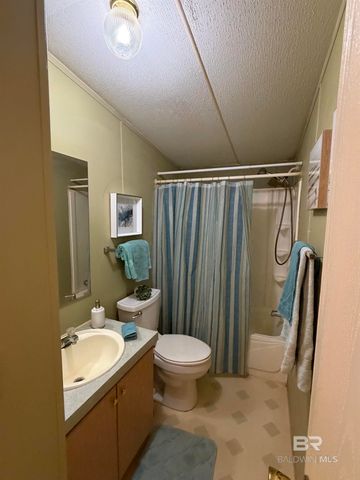 1125 Ridgewood Drive, Lillian, AL 36549