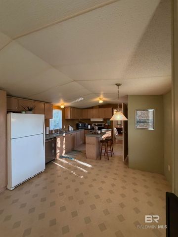 1125 Ridgewood Drive, Lillian, AL 36549