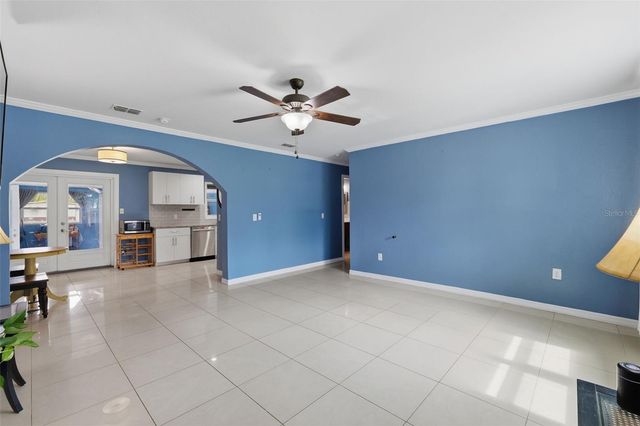421 WATERVIEW DRIVE, Polk City, FL 33868