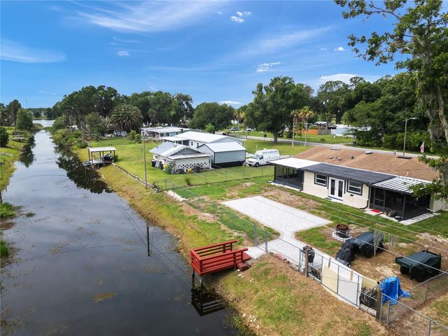 421 WATERVIEW DRIVE, Polk City, FL 33868
