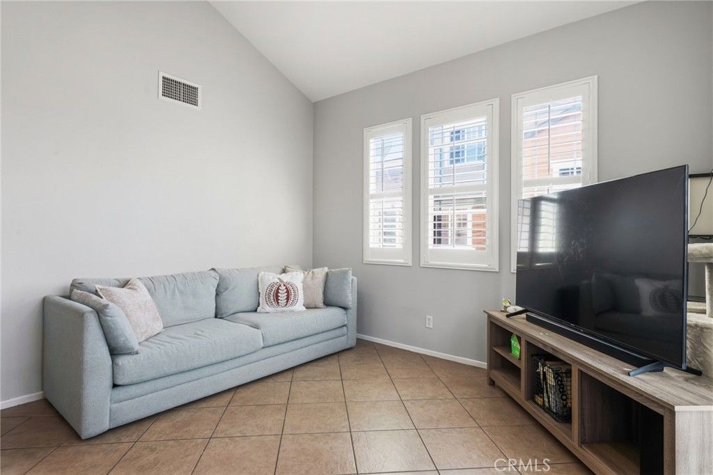 3960 Polk St Unit F, Riverside, CA 92505 — photo 2