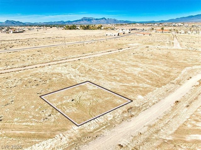2230 South Seminole Avenue, Pahrump, NV 89048