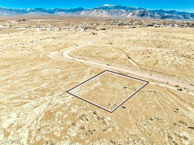 2230 South Seminole Avenue, Pahrump, NV 89048