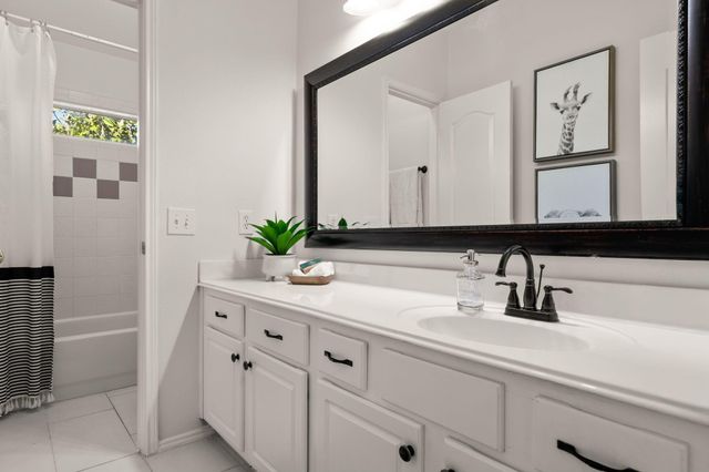 2103 Indianapolis Drive, League City, TX 77573