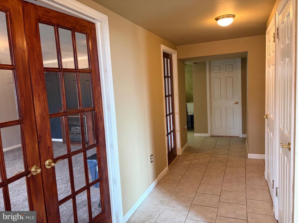 803 RENNARD CIR, PHILADELPHIA, PA 19116 — photo 4