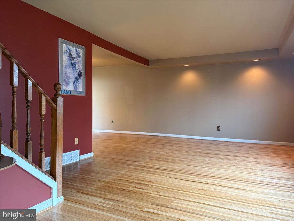 803 RENNARD CIR, PHILADELPHIA, PA 19116 — photo 5