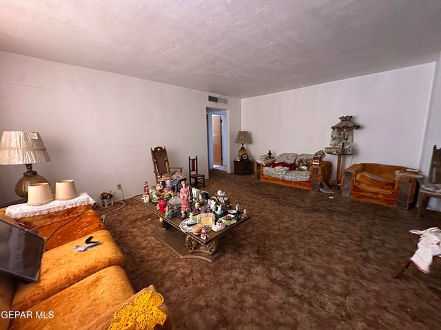 8108 CATALPA Lane, El Paso, TX 79925
