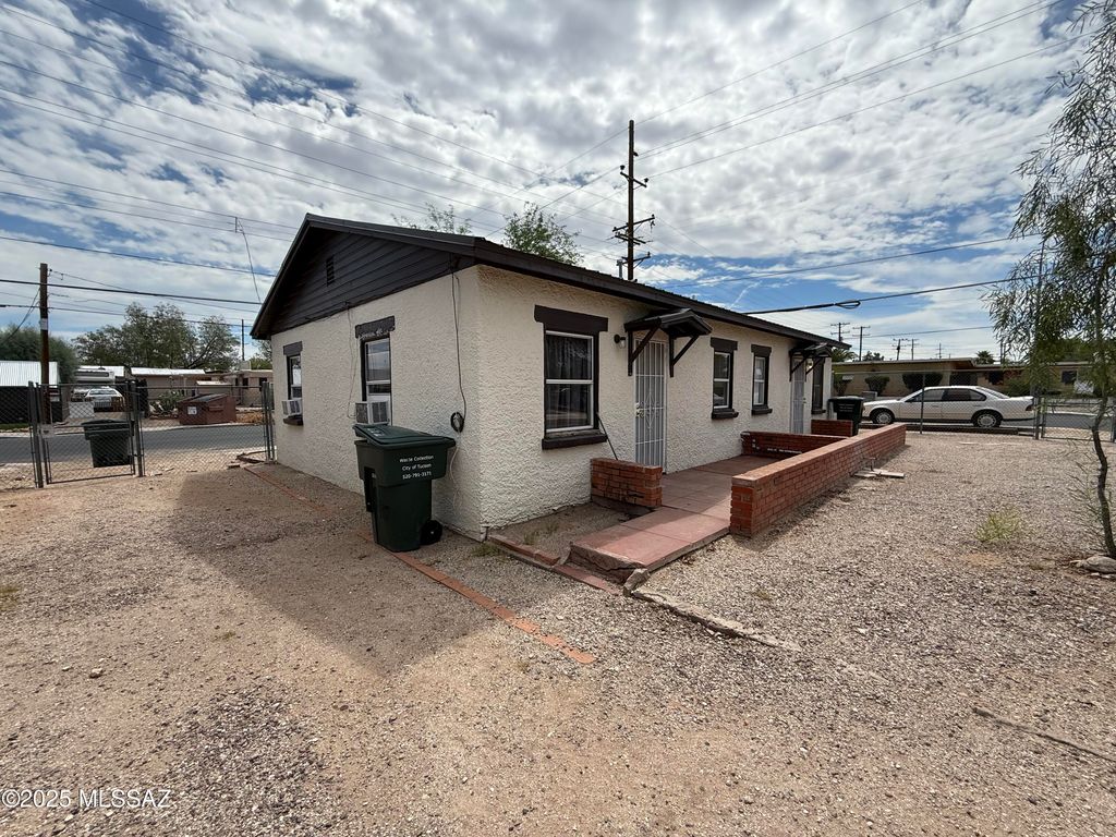 204 W Kelso Street, Tucson, AZ 85705