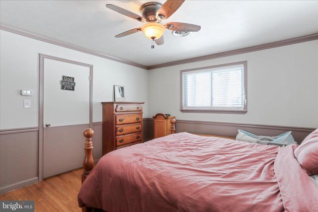 1177 WALKER RD, Chambersburg, PA 17202