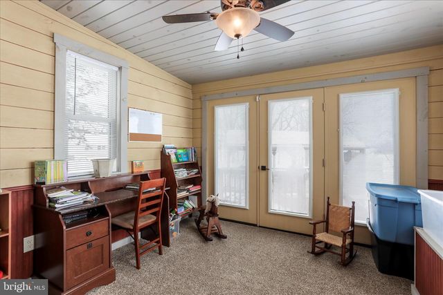 1177 WALKER RD, Chambersburg, PA 17202