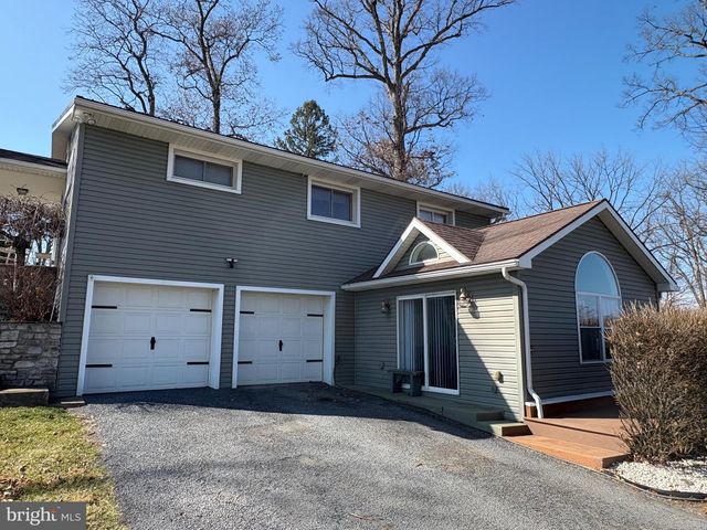 1177 WALKER RD, Chambersburg, PA 17202