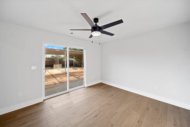 1113 Ona Lane, Redding, CA 96003