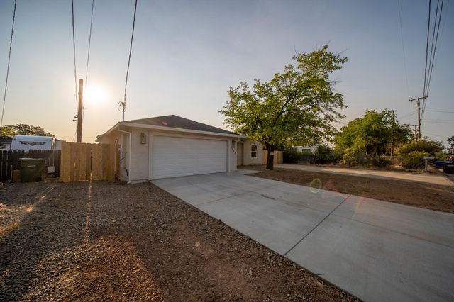 1113 Ona Lane, Redding, CA 96003