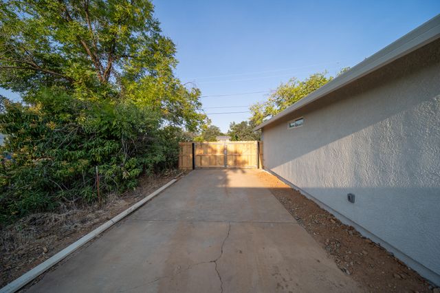 1113 Ona Lane, Redding, CA 96003