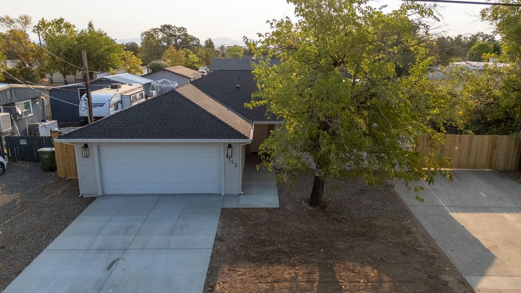 1113 Ona Lane, Redding, CA 96003