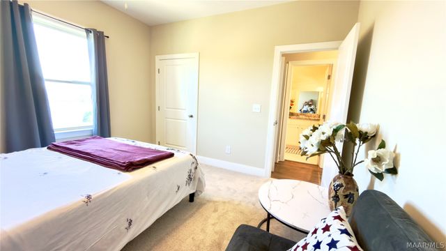 33 Riverhills Drive, Tallassee, AL 36078