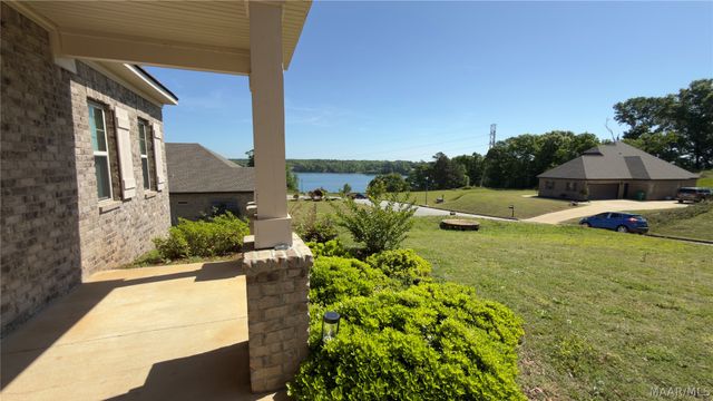 33 Riverhills Drive, Tallassee, AL 36078