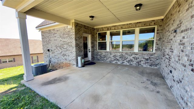 33 Riverhills Drive, Tallassee, AL 36078