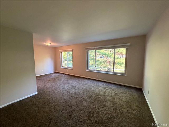 946 N Adams Road 3, Birmingham, MI 48009